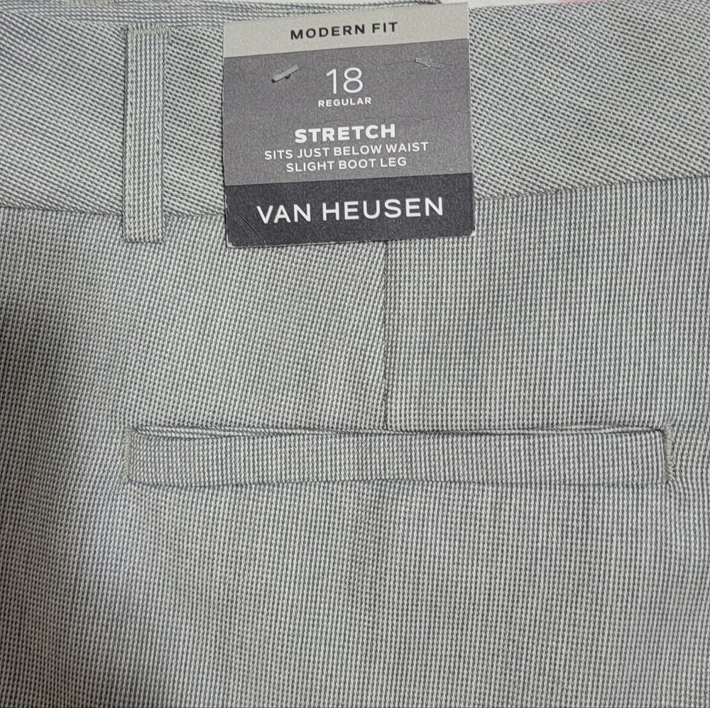 NEW Van Heusen Women's Pants.